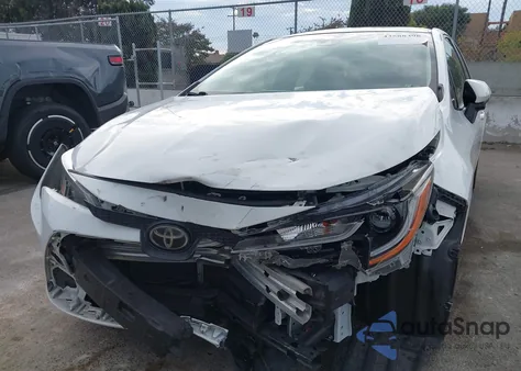 2020 Toyota Corolla Le z USA, uszkodzony, nr VIN JTDEPRAE0LJ001437